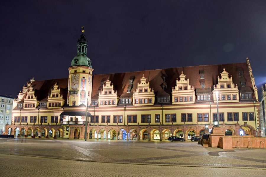 1.5-Hour Historical Tour of Leipzig with Costumed Guide - My verdict on Lola, Pauline, and Berta