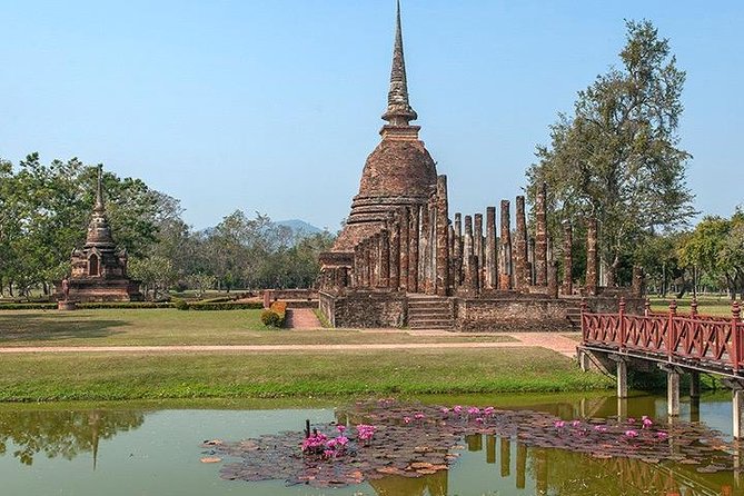 1 Day Sukhothai Historical Park from Chiang Mai Private Tour - Lunch, snacks, and the small practical touches