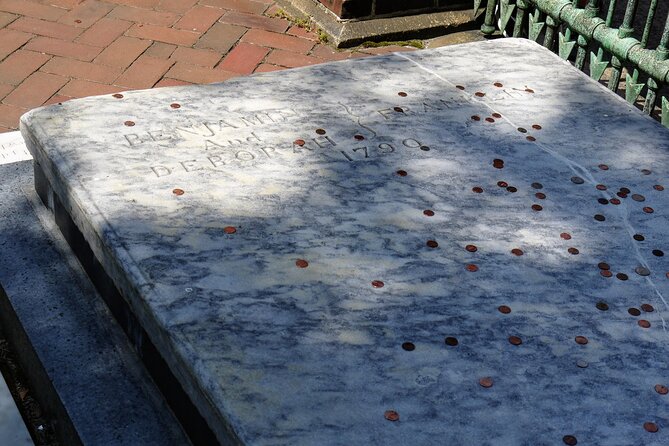 2.5 Hour Philadelphia History Tour with Washington War Tent Show - Elfreth’s Alley and everyday colonial Philadelphia