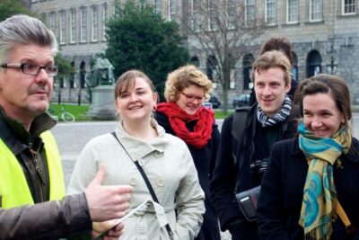 2-Hour Historical Walking Tour from Dublin