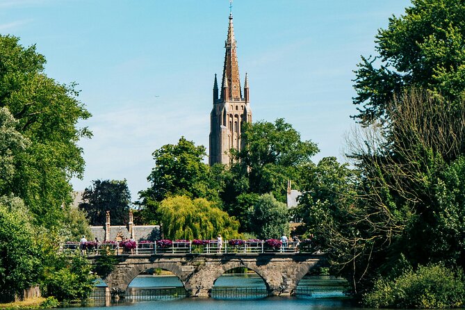 2-Hour Historical Walking Tour in Bruges with Praline Included - Canal views at Sint-Janskaai and Walplein