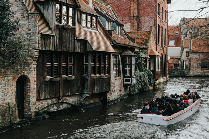 2-Hour Historical Walking Tour in Bruges with Praline Included - Boniface Bridge and the city’s most photographed corners