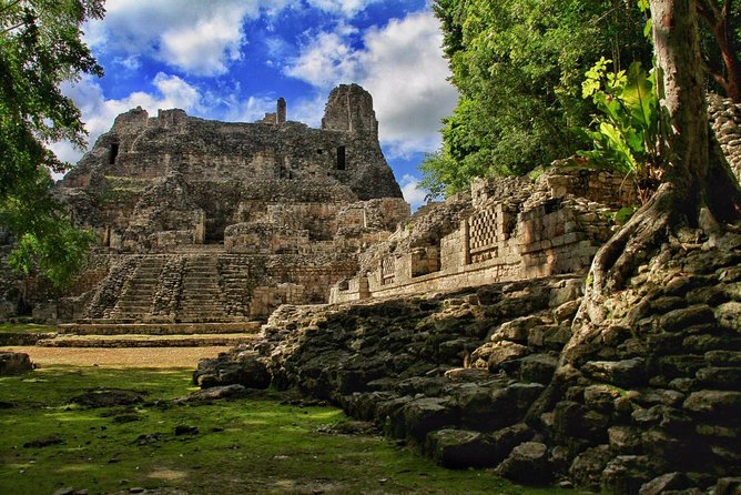 5 Days Mayan Heritage History Tour - Day 4: Edzna, Uxmal, and Mérida