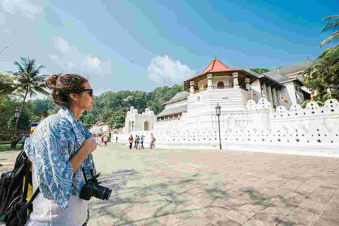 6-Day Sri Lanka Heritage Private Tour - Day 5: Nuwara Eliya, waterfalls, and the return drive