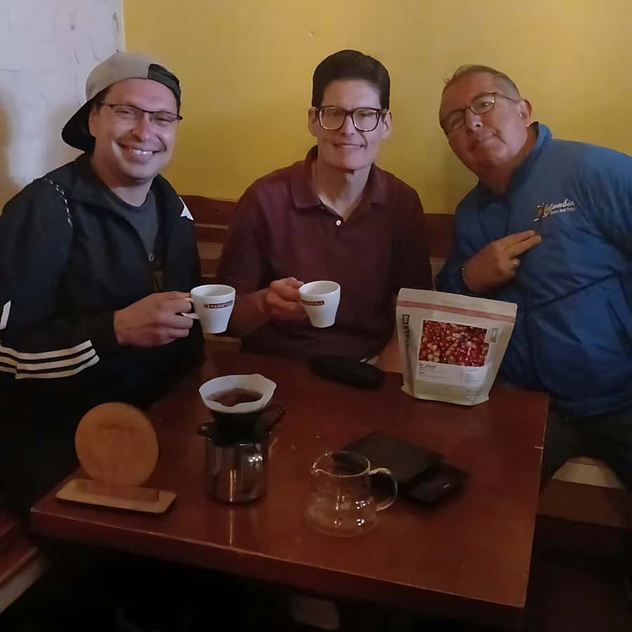 7-hour City Tour of Historic Bogotá with Monserrate - Walking into La Candelaria and Chorro de Quevedo