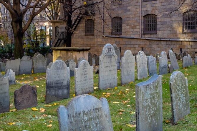80-Minutes NON-STOP Trolley of Historic Boston and Freedom Trail - Who Will Get the Most From This Ride?