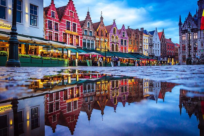 Across Bruges History Equals Fun with chocolate and waffle sample - Key points before you book