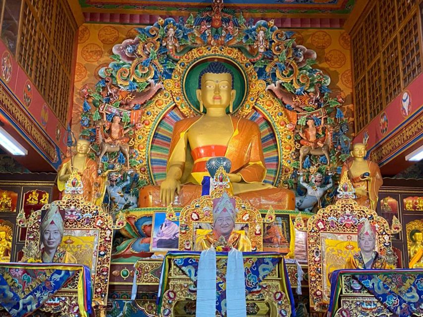 Afternoon Tibetan cultural tour - Prayer chanting in the monastery