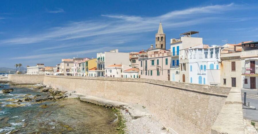Alghero: Historic Center Walking Tour with A Local Guide - Practical advice for a smoother walk