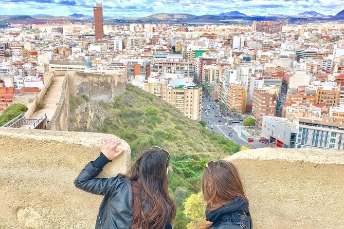 Alicante Historic Small Group Tour with Tapas Tasting - Who should choose this Alicante tour?