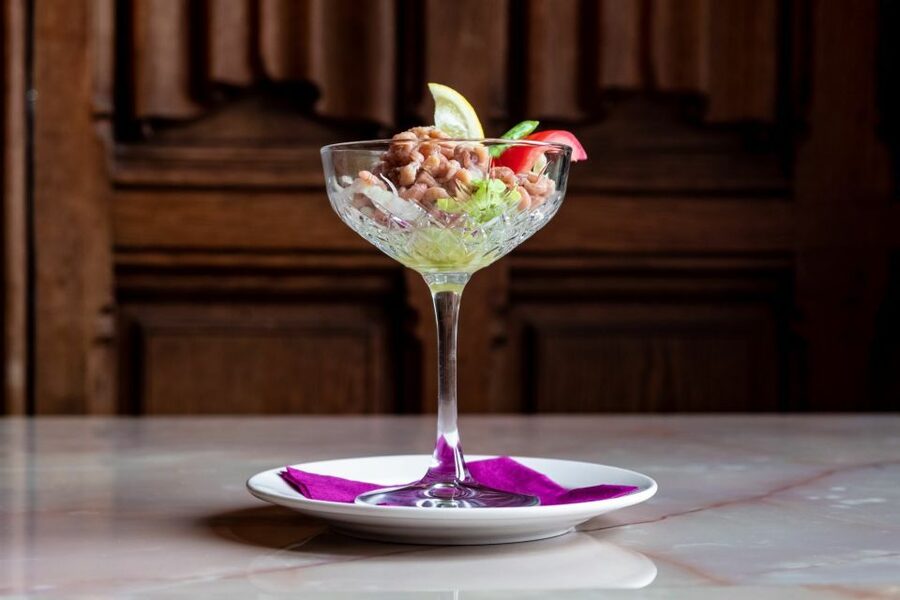 Amsterdam: 3-Course Meal in Historic 1st Class Waiting Rooms - Key points to know before booking