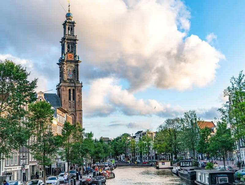 Amsterdam: Historic City Centre Canal Cruise - The Skinny Bridge and the museum district