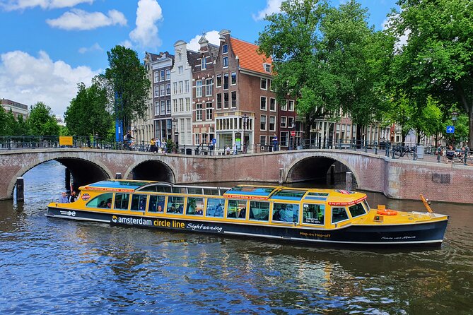 Amsterdam: Historic City Sightseeing Canal Cruise - Commentary, seating, weather, and comfort