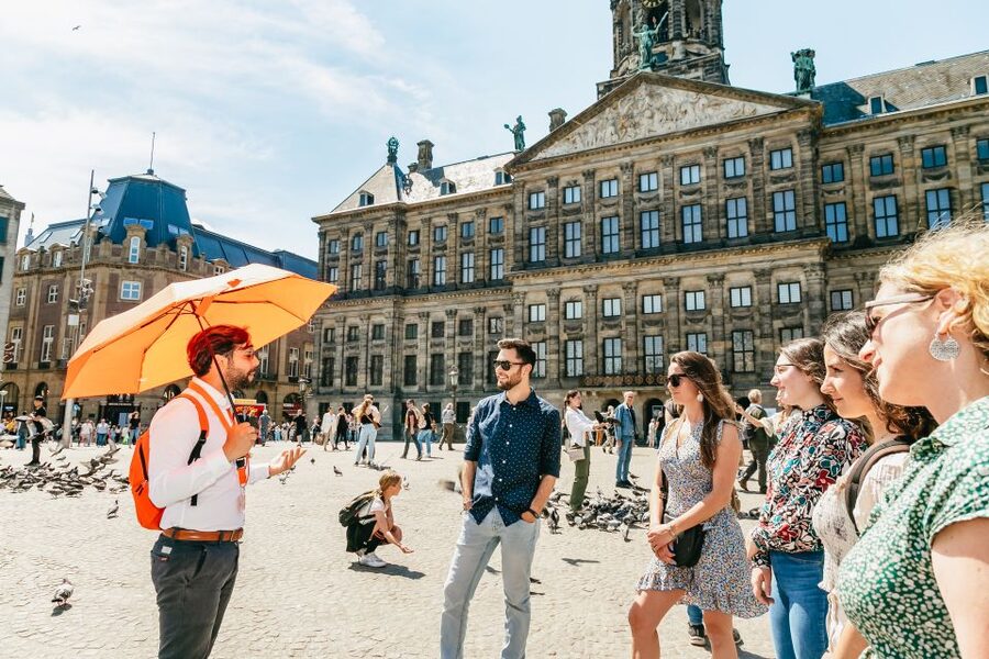 Amsterdam: Historical Highlights Walking Tour with Tasting - From the Mint Tower to the Flower Market