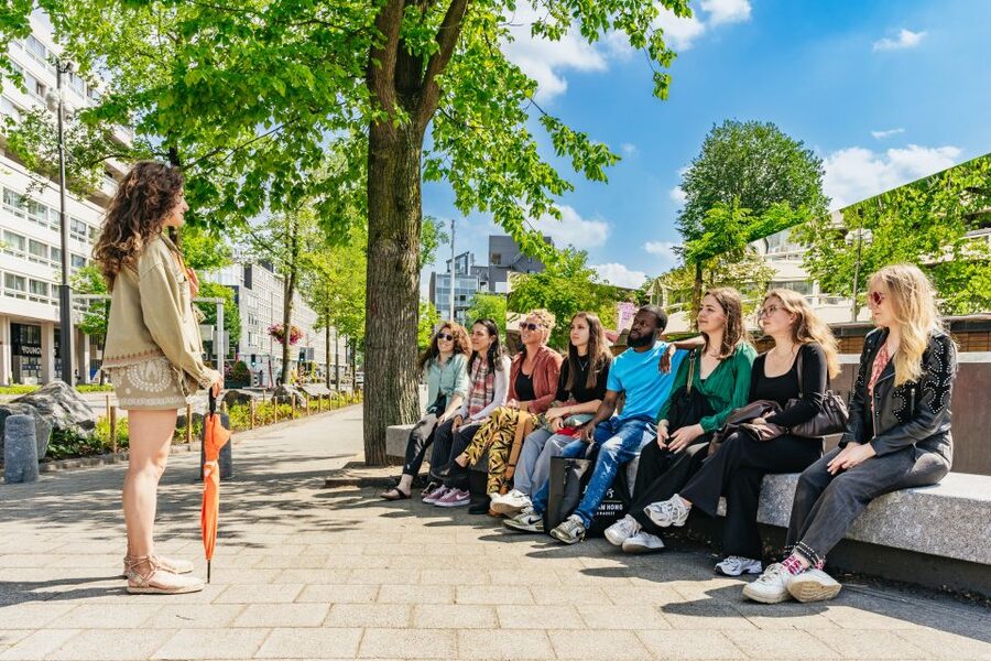 Amsterdam: Life of Anne Frank and World War II Walking Tour - What the $37 price includes