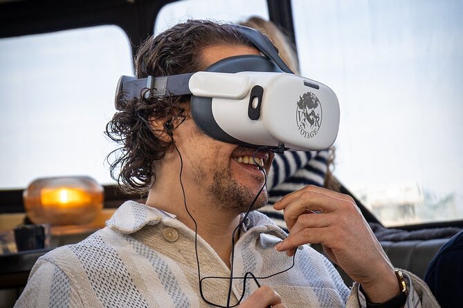 Amsterdam: Luxury Canal Cruise with Historic VR Experience - The canal views and photo opportunities