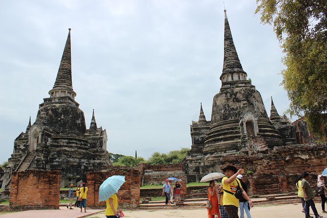 Ancient City Ayutthaya Private Guided Day Tour - Wihan Phra Mongkhon Bophit and the large bronze Buddha