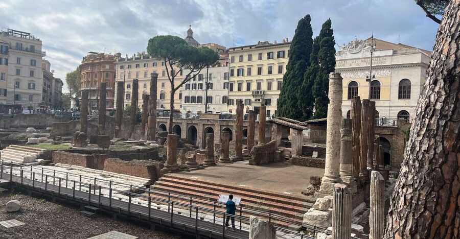 Ancient Rome: Archeological area Largo Argentina - The 25 to 30-minute multimedia introduction