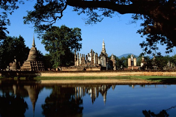 Ancient Wonders of Ayutthaya with Return Scenic River Cruise - Wat Mahathat and Ayutthaya’s most recognizable image