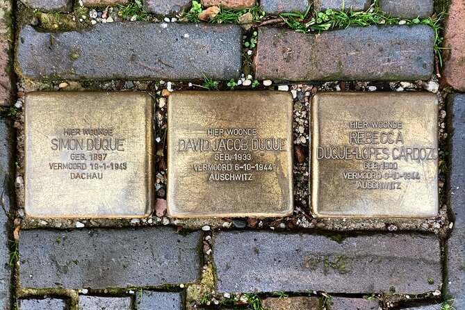 Anne Frank and Amsterdam Jewish History Walking Tour - Dam Square: begin with the public memory of war
