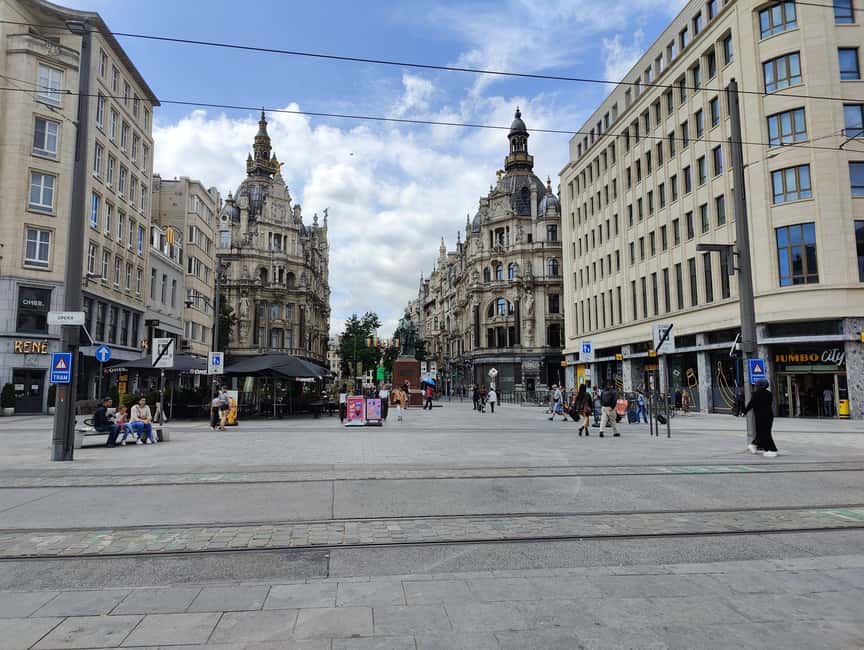 Antwerp: Historical Walking Tour in the Old City - Boerentoren and the changing city skyline