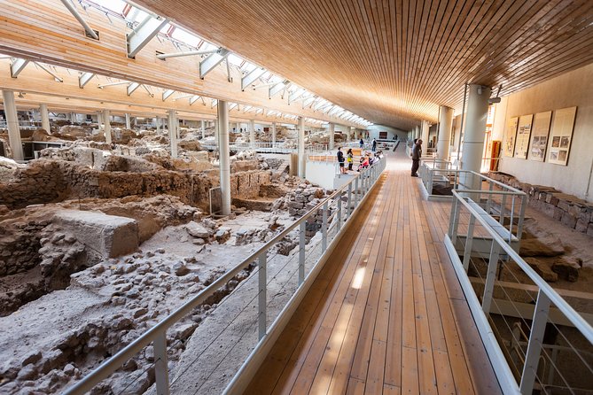 Archaeological Bus Tour To Akrotiri Excavations & Red Beach - Why Akrotiri is worth the extra €20