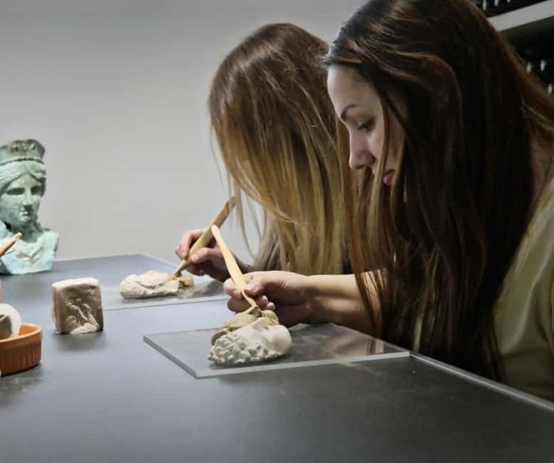 Athens: Be an Ancient Sculptor: Craft Your Greek Masterpiece - Why this two-hour Athens activity feels different