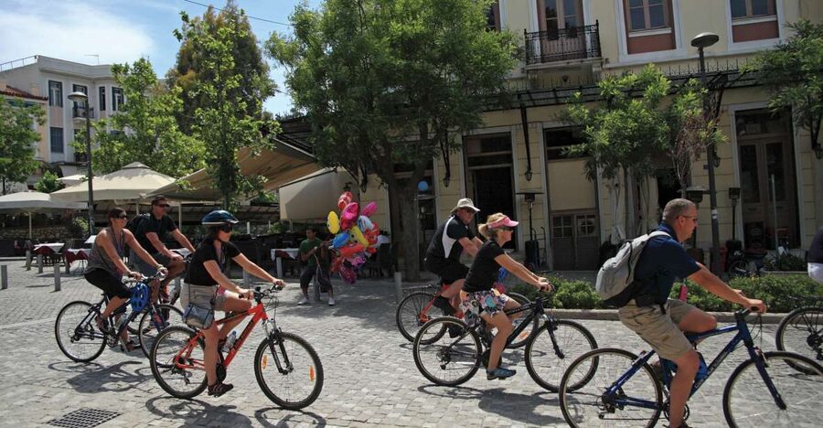Athens: Bike Tour of Athens Historical Centre - Zappeion, Dionysiou Areopagitou, and the Acropolis area