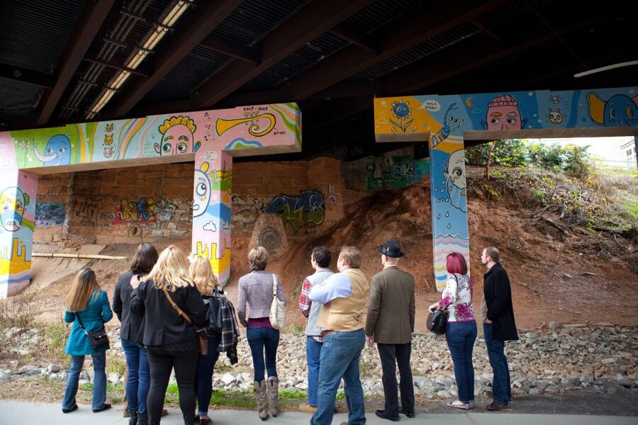 Atlanta: Beltline Food, Street Art, and History Walking Tour - Six food stops, from biscuits to dumplings