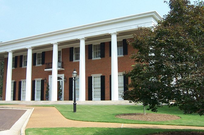Atlanta Historical Homes Tour - The important difference between a house tour and a museum visit