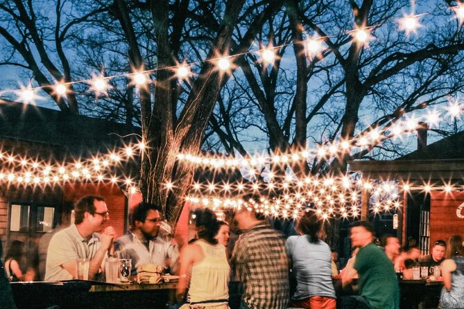 Austin's Afternoon Stroll - East 6th Street, with history and nightlife advice