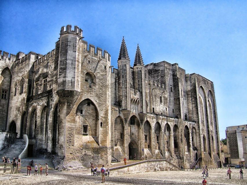 Avignon: Private Walking Tour – Discover History & Heritage - Two hours or three hours?