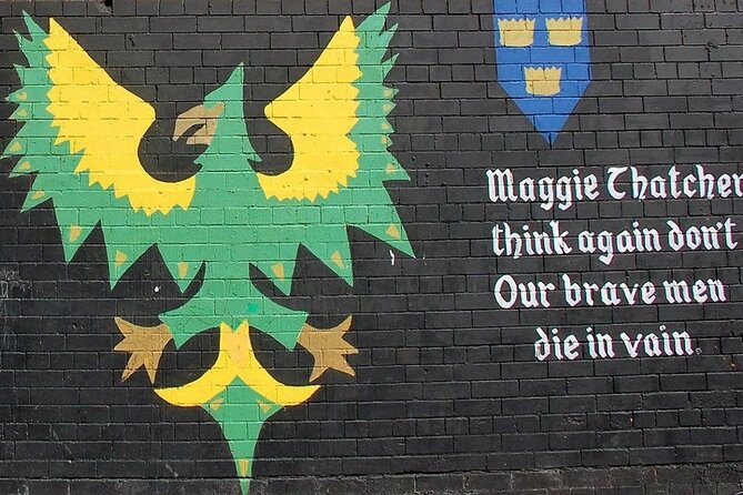 Award Winning Private 2 Hour Belfast Political Black Taxi Tour - What the private vehicle adds