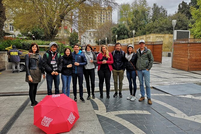 Baku Oil Heritage & Old Town Walking Tour - Saadet Sarayi and the personal side of oil wealth