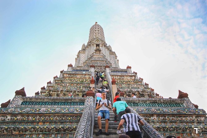 Bangkok City Highlights Tour: Grand Palace & Three Iconic Temples - Guides make the difference