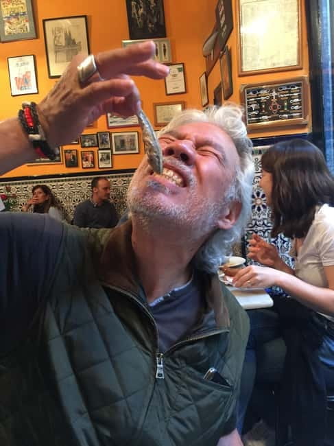 Barcelona: 3-Hour Sips, Sites & Bites Food & History Tour - Three Barcelona neighborhoods, one edible history lesson