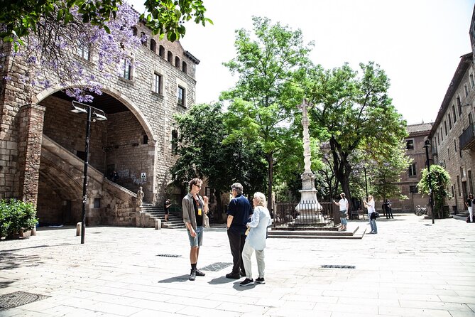 Barcelona El Raval Dark History Walking Tour - Why Raval is worth seeing beyond the famous sights