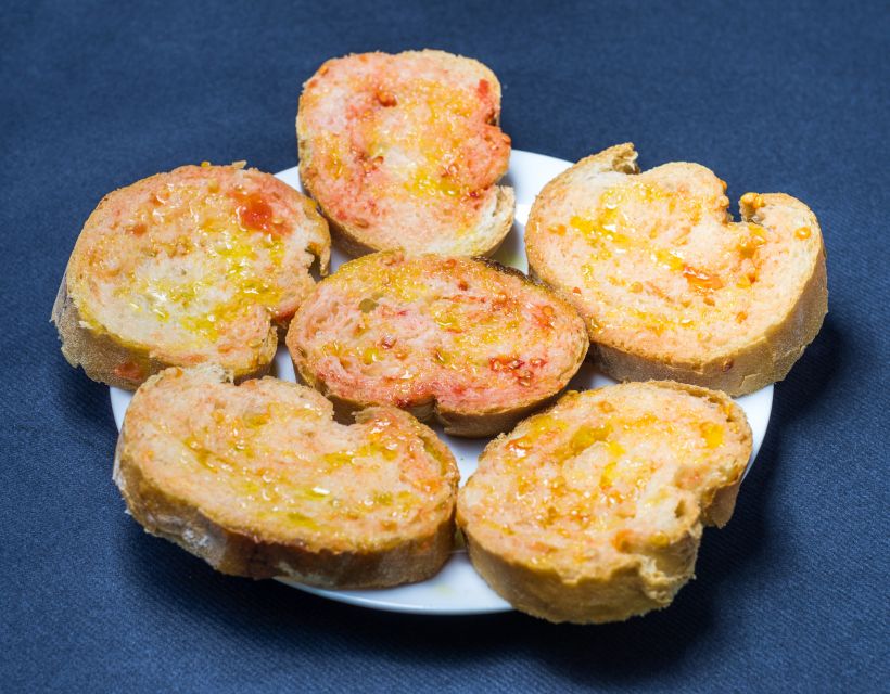 Barcelona: Market, Tasty Tapas/Food and Gothic History Tour - Who should book this food tour?
