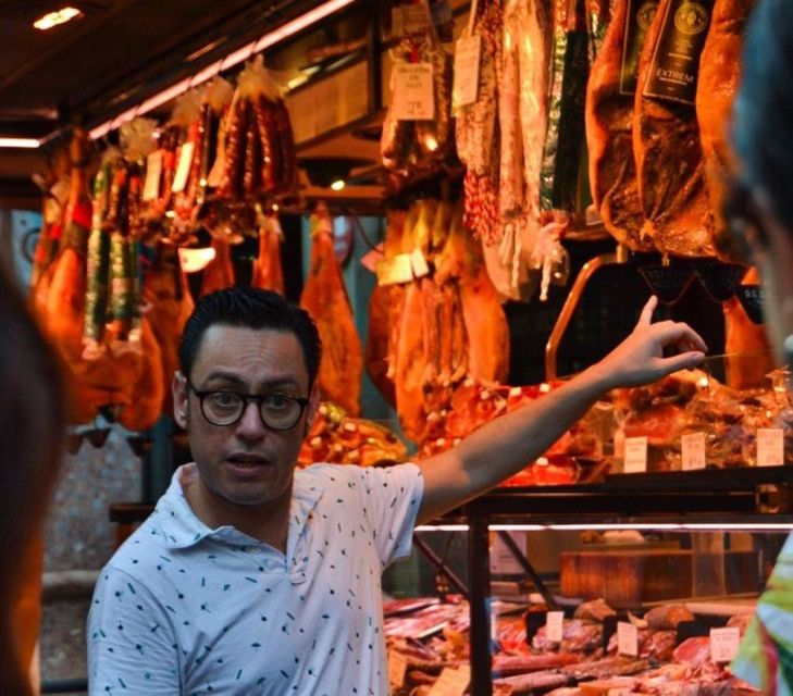 Barcelona: Tapas Walking Tour with Food, Wine, and History - How the walking pace affects the evening