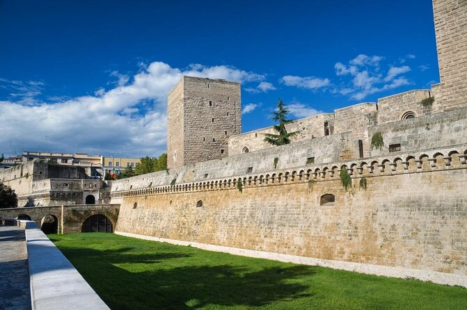 Bari Walk Through History - Key points to know before you book