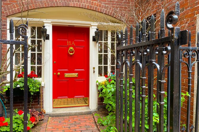 Beacon Hill Boston History + Photo Walking Tour (SMALL Group) - Acorn Street, Boston’s famous narrow lane