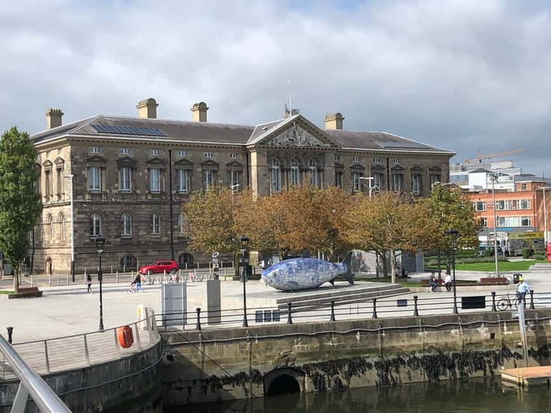 Belfast: Best of Belfast History, Culture & Art Walking Tour - What $35 buys you in Belfast