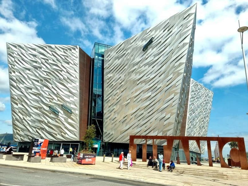 Belfast Walking Tour with a Local – History & Craic - Key points at a glance