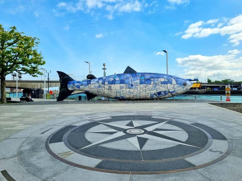 Belfast Walking Tour with a Local – History & Craic - Beacon of Hope and Belfast’s changing story