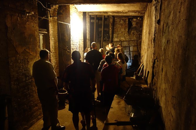 Beneath The Streets Underground History Tour - Skid Row, working streets, and the people of Seattle