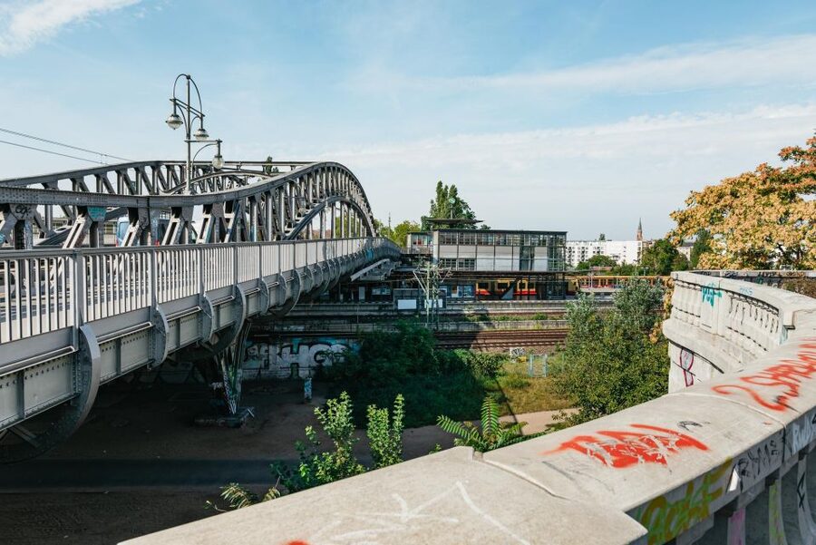 Berlin: Cold War & Berlin Wall History Guided Bike Tour - Bornholmerstraße and the Wall’s unexpected fall