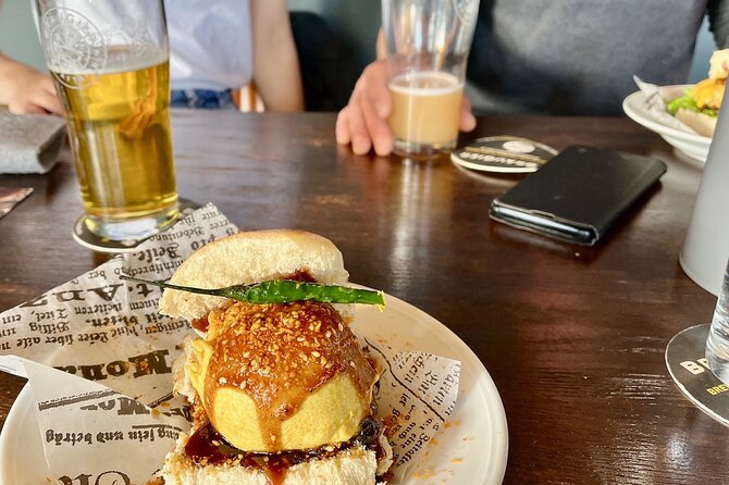 Berlin Craft Beer & Cultural Tour With Snack - The food stop and dietary limits