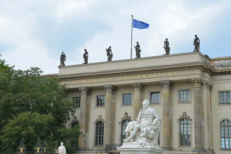 Berlin: Historic Center Walking Tour with a Real Berliner - The guides and language options
