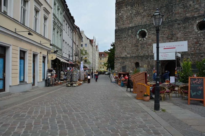 Berlin: Historic Center Walking Tour with a Real Berliner - Museum Island and the Humboldt Forum