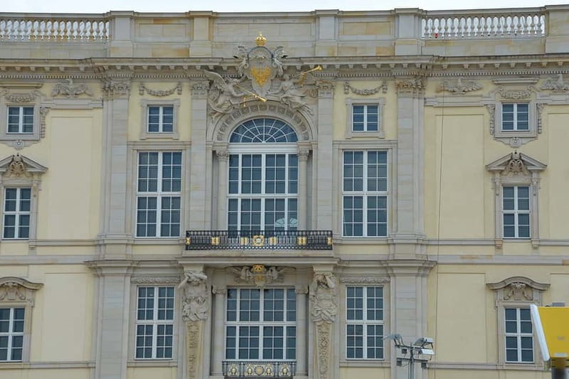 Berlin: Historic Center Walking Tour with a Real Berliner - Berlin Cathedral and the city’s monumental core